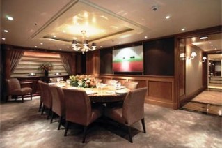 Feadship Motor Yacht Dining